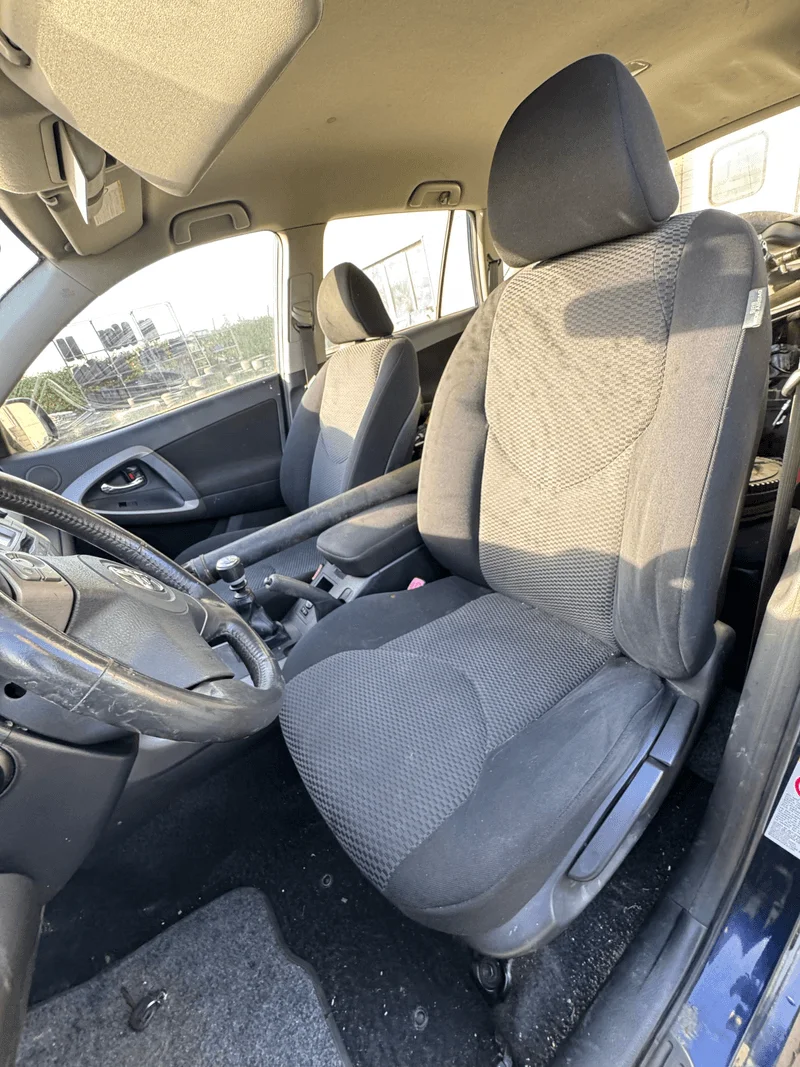 TOYOTA RAV 4 3a Serie - immagine 13