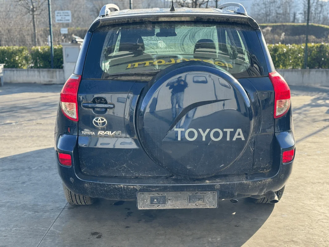 TOYOTA RAV 4 3a Serie - immagine 4