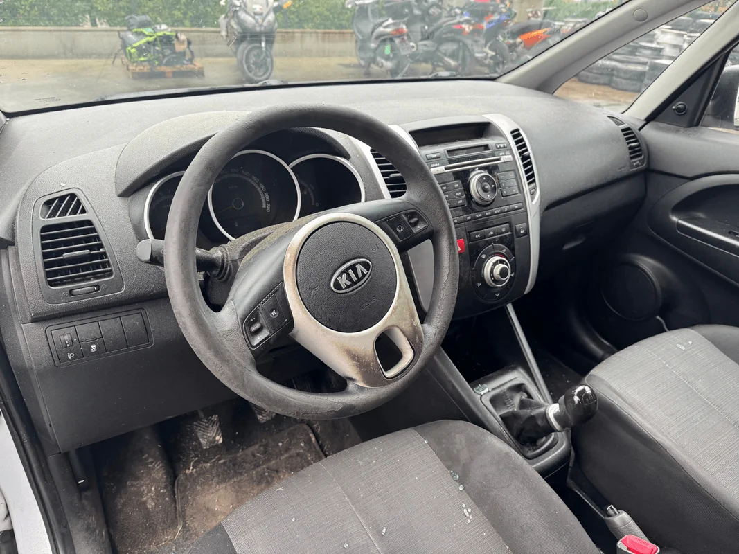 KIA VENGA - immagine 11