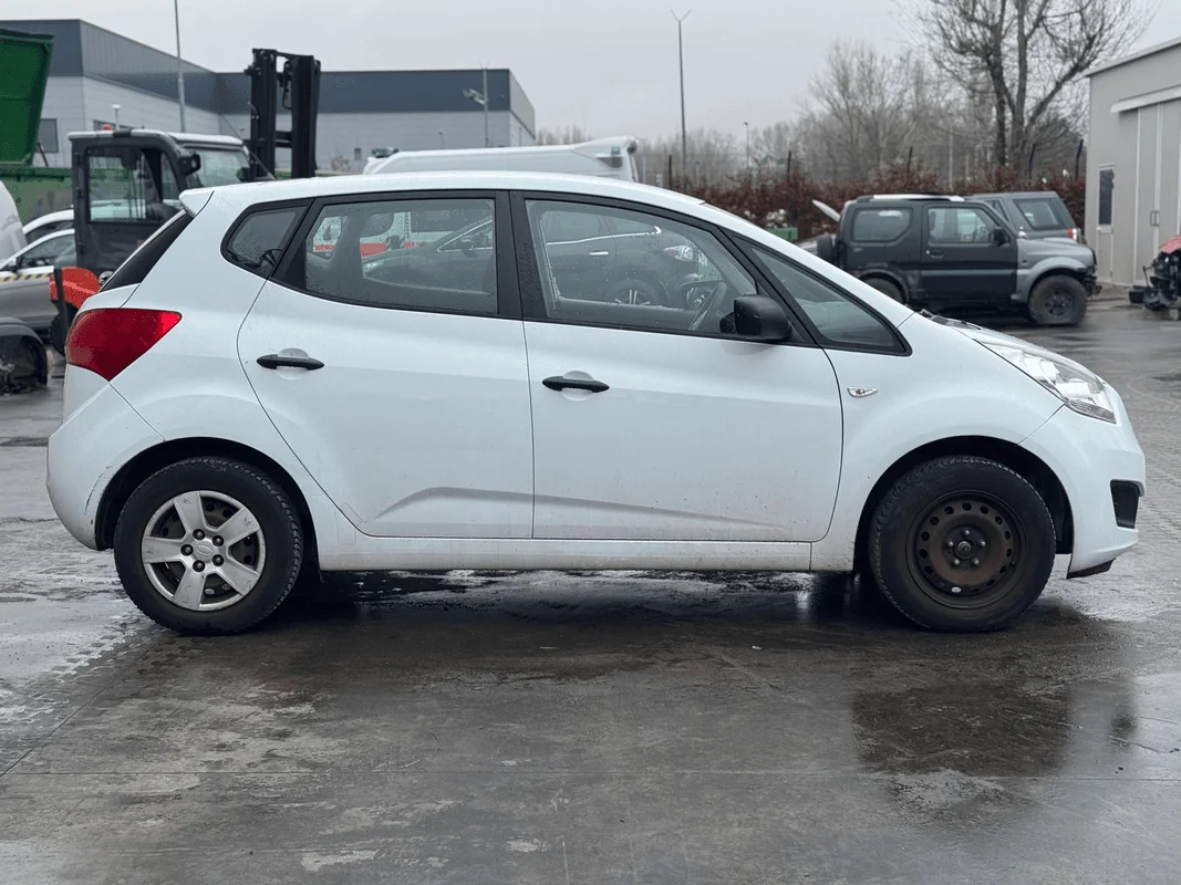 KIA VENGA - immagine 7