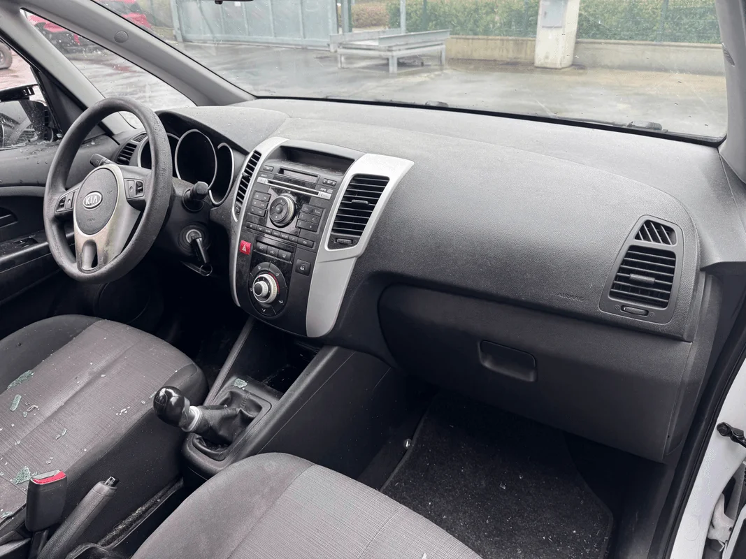 KIA VENGA - immagine 9