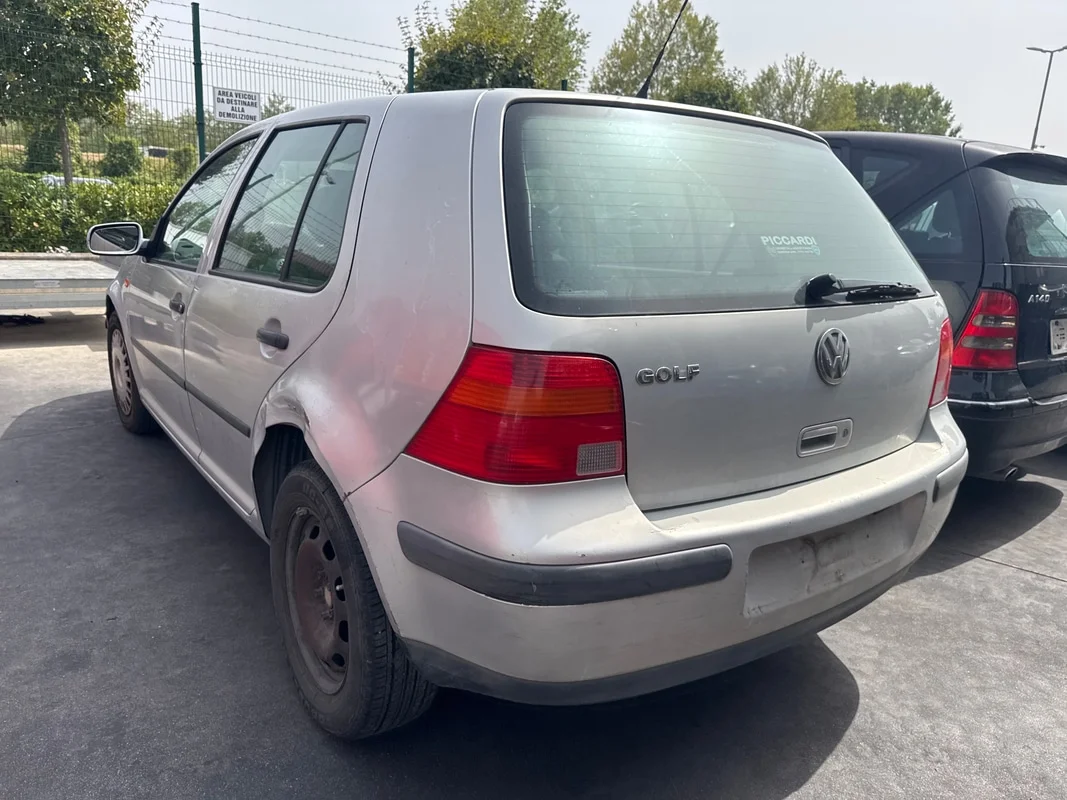 VOLKSWAGEN GOLF (1J) - immagine 2