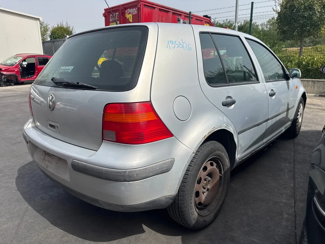 VOLKSWAGEN GOLF (1J) - immagine 3