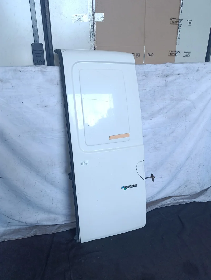 Porta carico post. a battente Destra - immagine 3