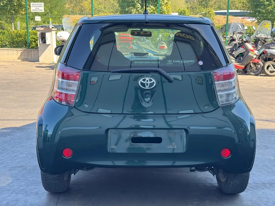 TOYOTA iQ - immagine 4