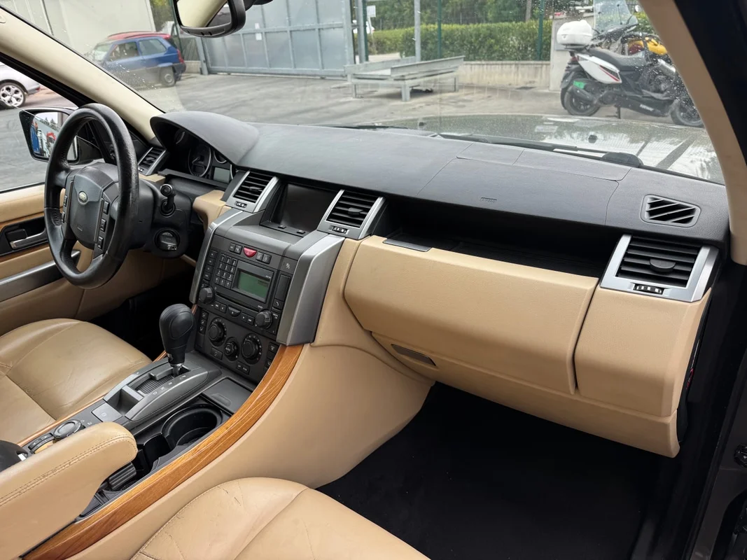 LAND ROVER RANGE ROVER SPORT - immagine 10