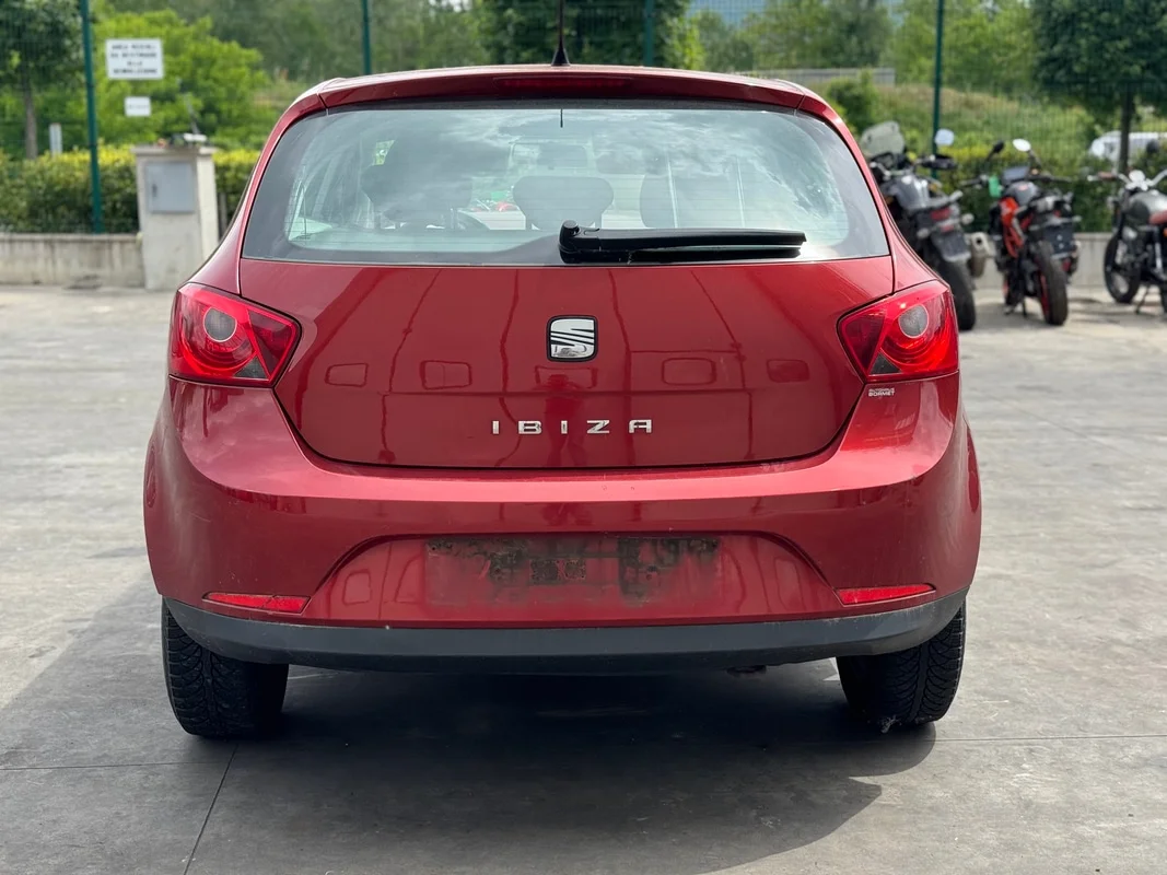 SEAT IBIZA (6J) - immagine 4