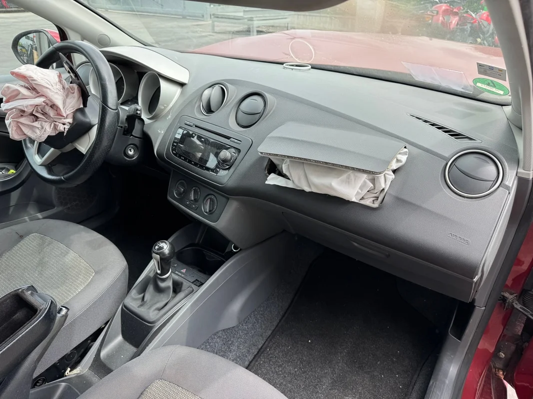 SEAT IBIZA (6J) - immagine 9