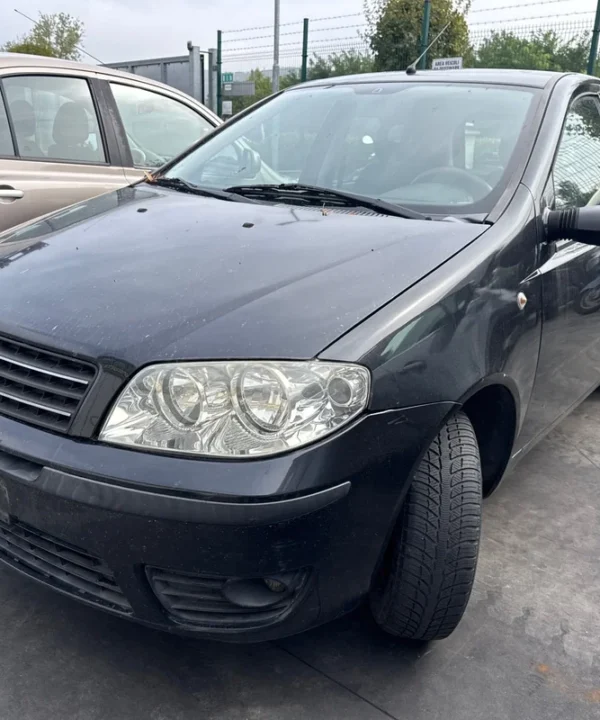 FIAT PUNTO (2U)