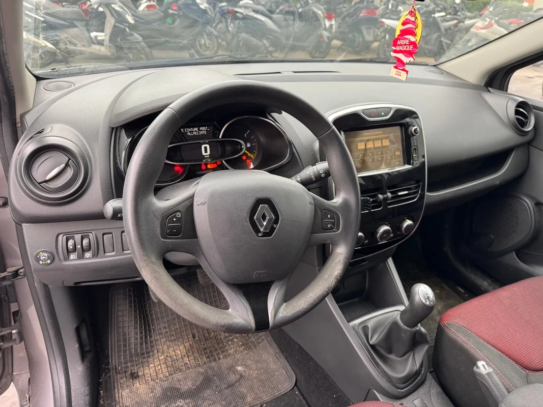RENAULT CLIO 4a Serie - immagine 11