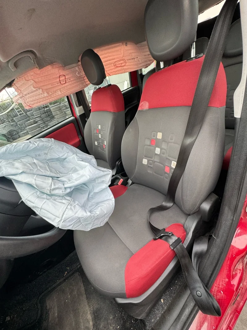 FIAT PANDA (33) - immagine 12