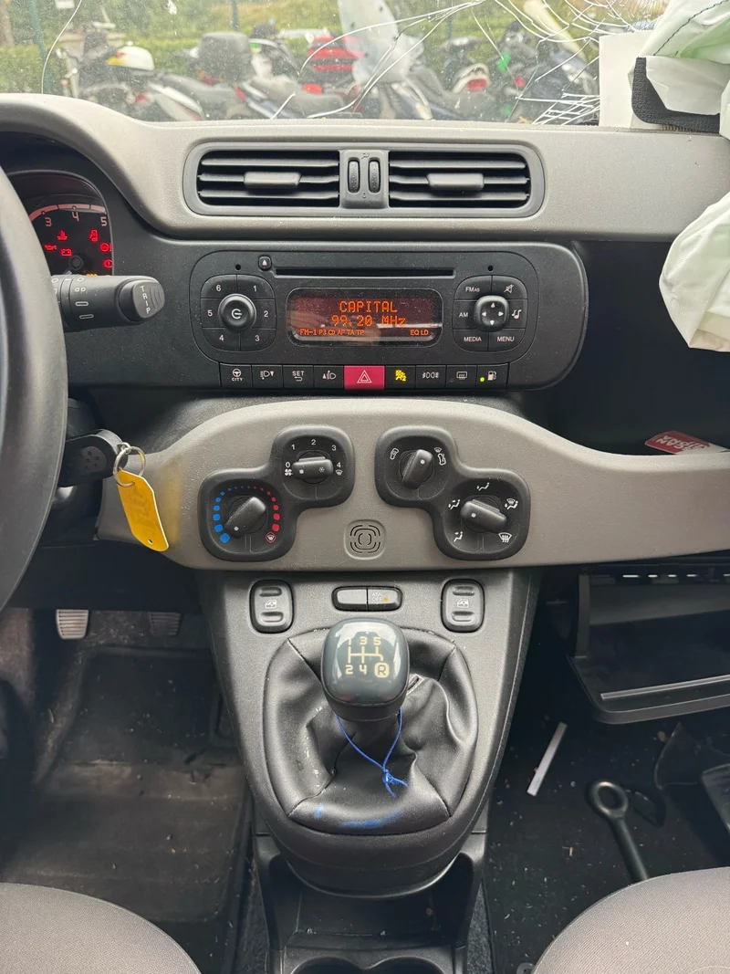 FIAT PANDA (33) - immagine 13