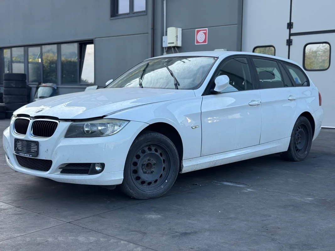 BMW Serie 3 (E90 LCI/E91 LCI)