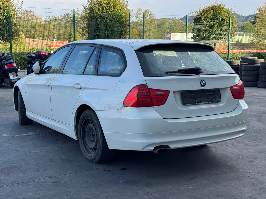 BMW Serie 3 (E90 LCI/E91 LCI) - immagine 3