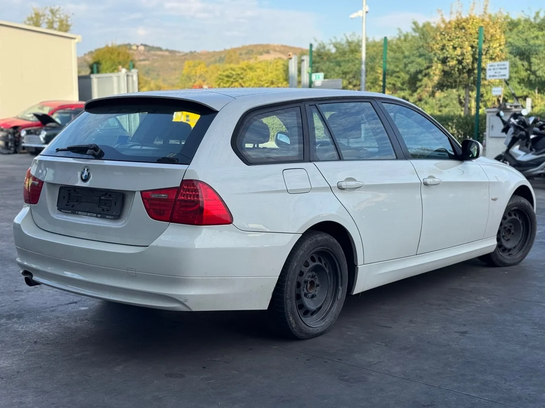BMW Serie 3 (E90 LCI/E91 LCI) - immagine 5