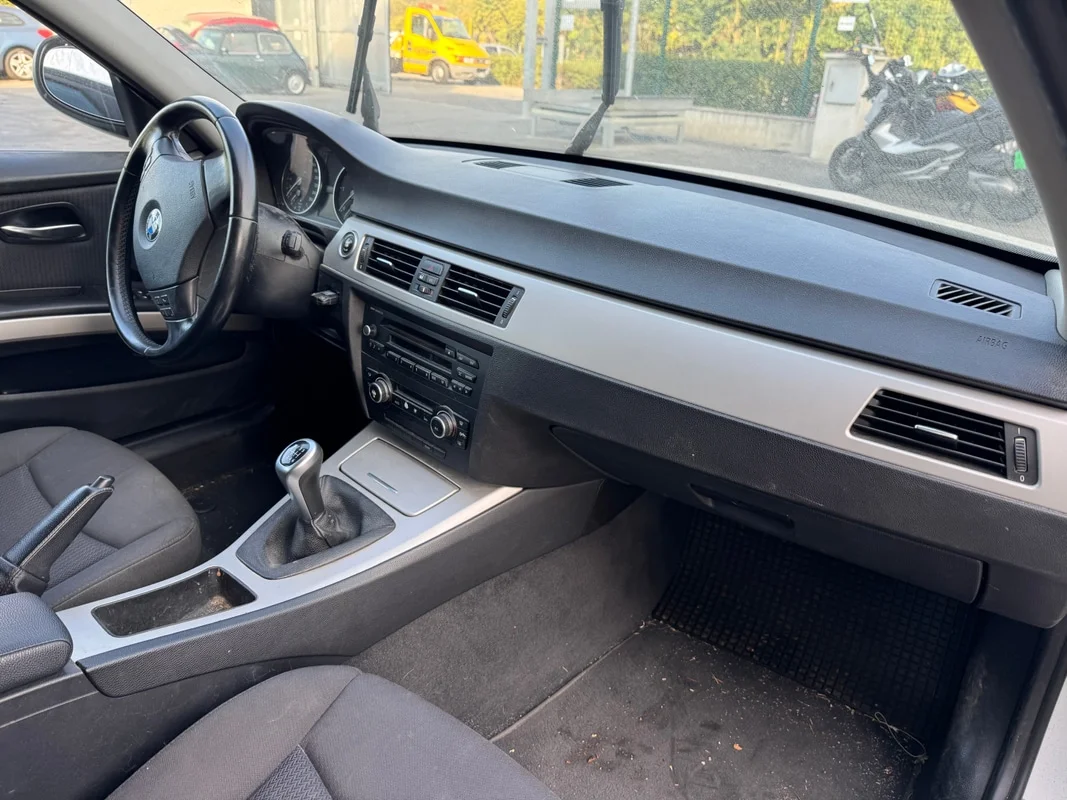 BMW Serie 3 (E90 LCI/E91 LCI) - immagine 10