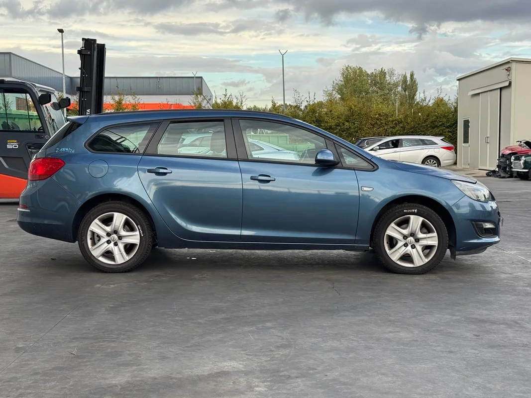 OPEL ASTRA (P10) - immagine 6