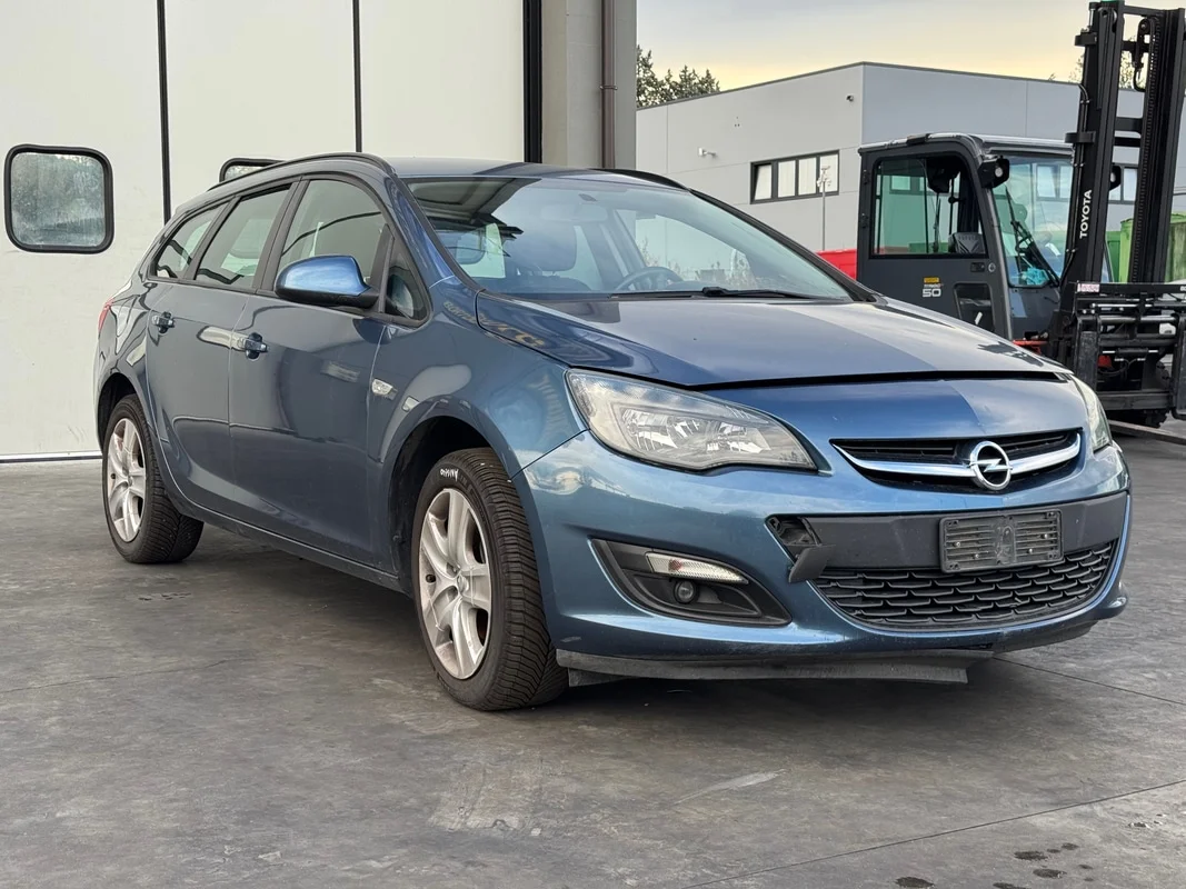 OPEL ASTRA (P10) - immagine 7