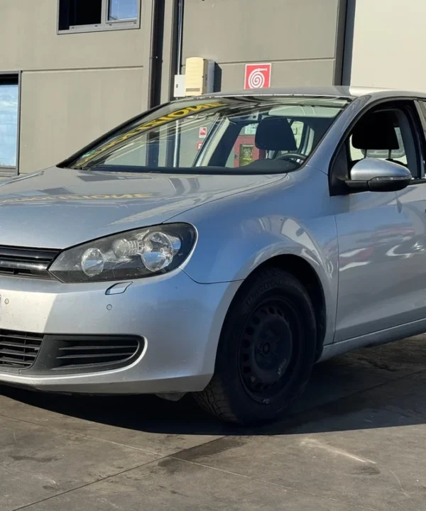 VOLKSWAGEN GOLF (5K/AJ)