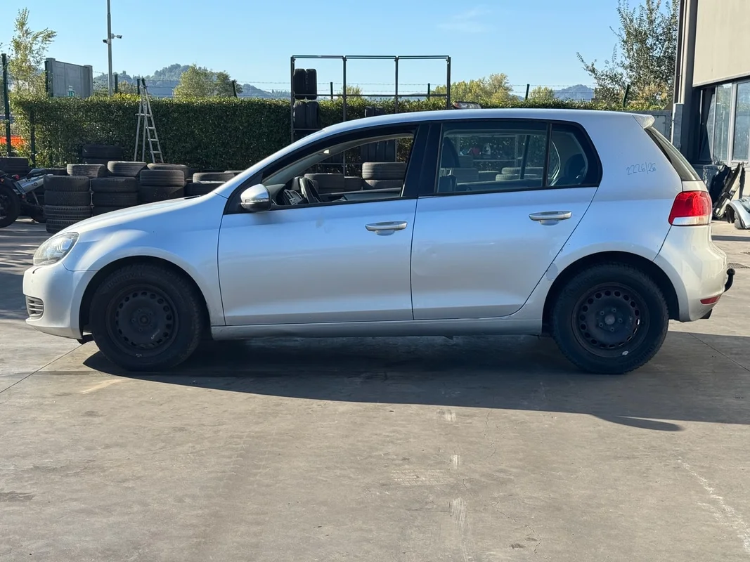 VOLKSWAGEN GOLF (5K/AJ) - immagine 2