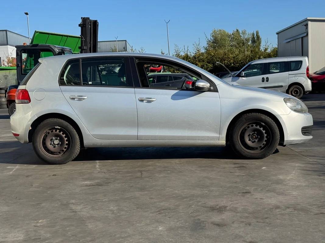 VOLKSWAGEN GOLF (5K/AJ) - immagine 6