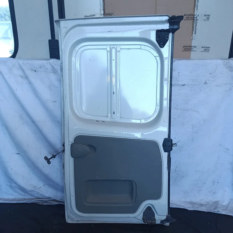 Porta carico post. a battente Destra - immagine 6
