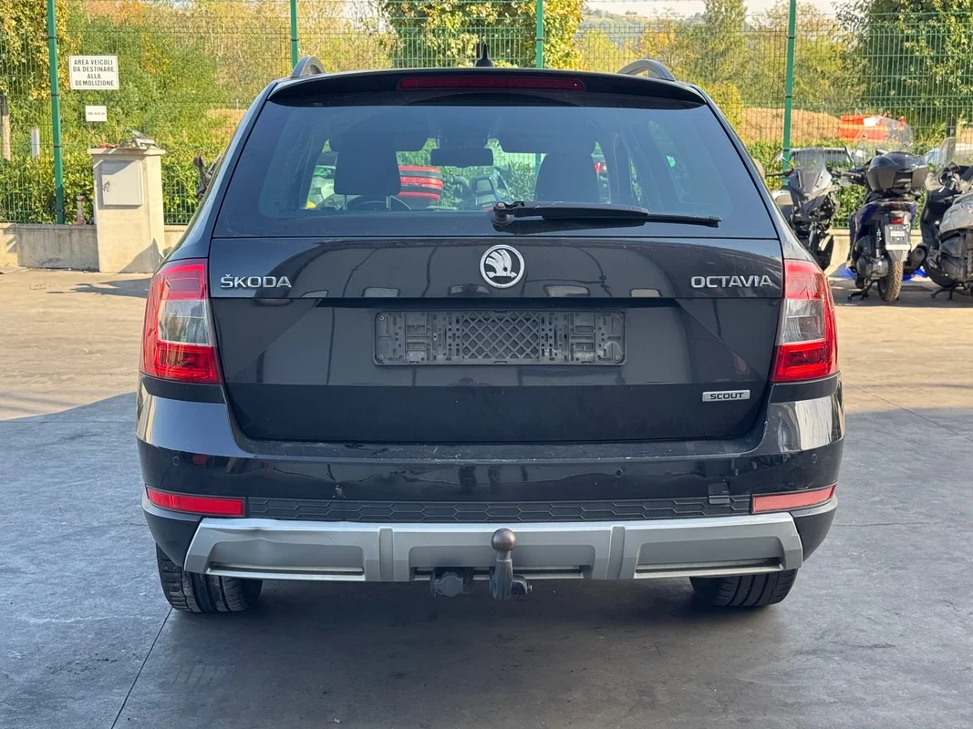 SKODA OCTAVIA (5E) - immagine 4