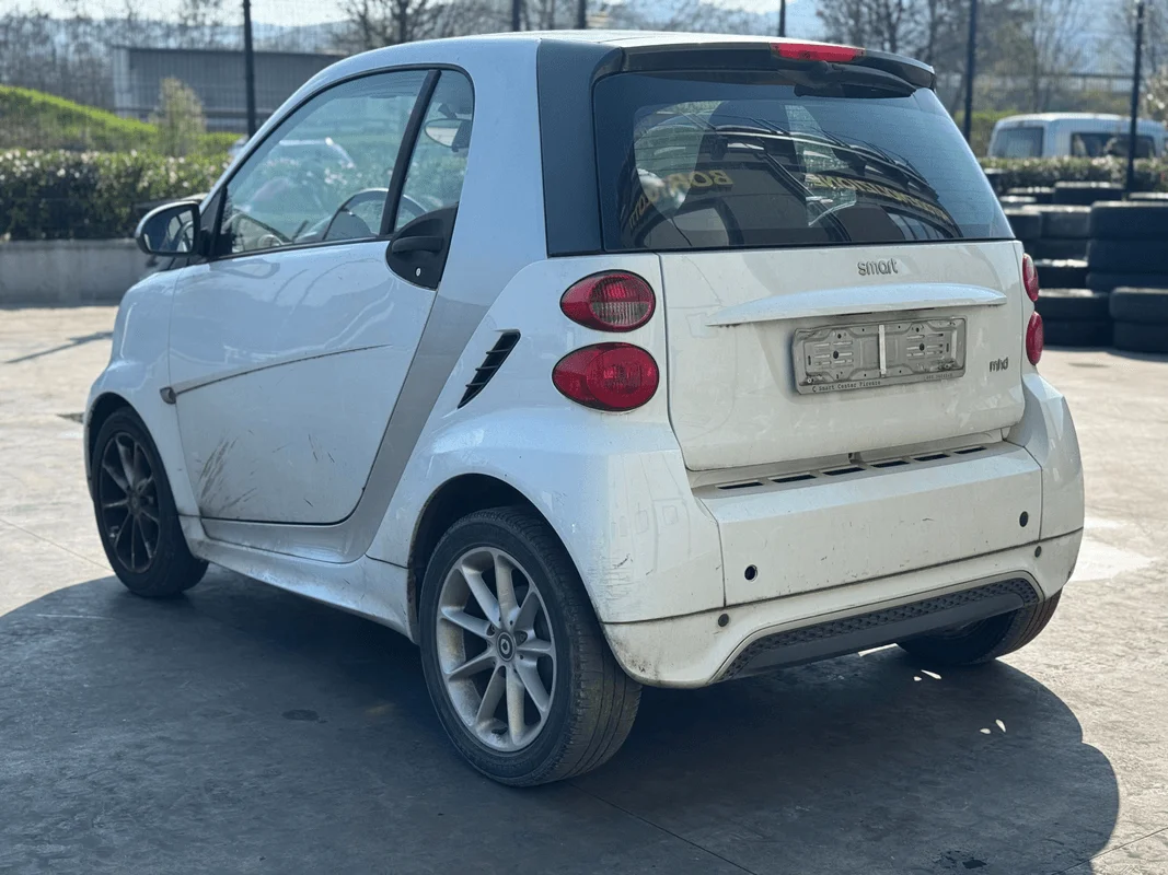 SMART FORTWO (A/C451) - immagine 3