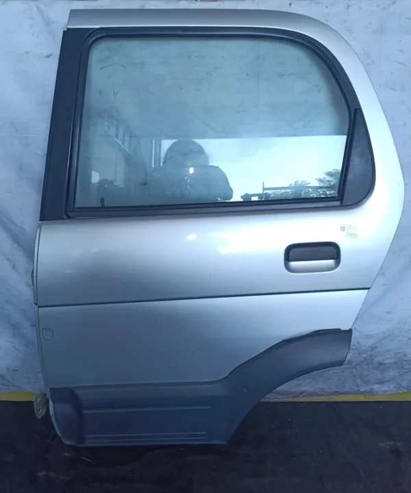 Porta post. Sinistra