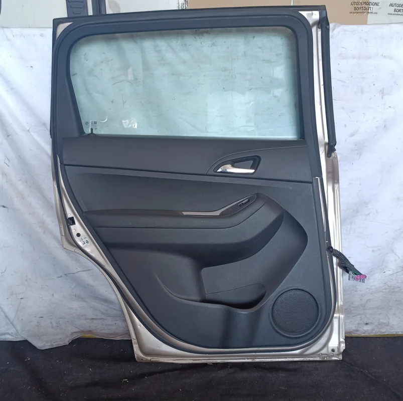 Porta post. Sinistra - immagine 5