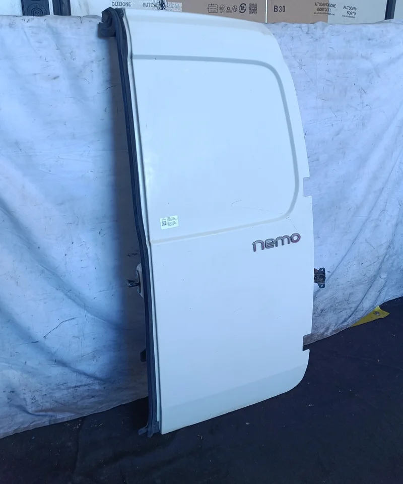 Porta carico post. a battente Destra - immagine 2