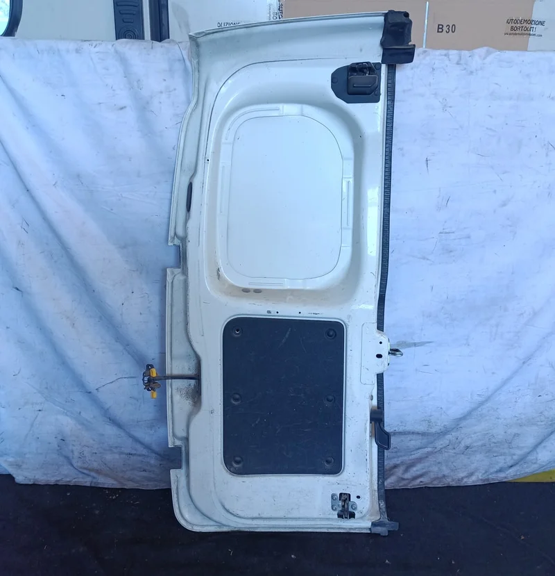 Porta carico post. a battente Destra - immagine 5
