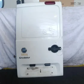 Porta carico post. a battente Sinistra